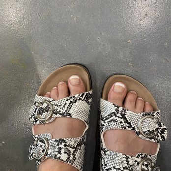 Bellacures - Gel pedicure French tip - Nail Salons Near Me - Westlake Village, California Bellacures - Gel pedicure French tip - Nail Salons Near Me - Westlake Village, California