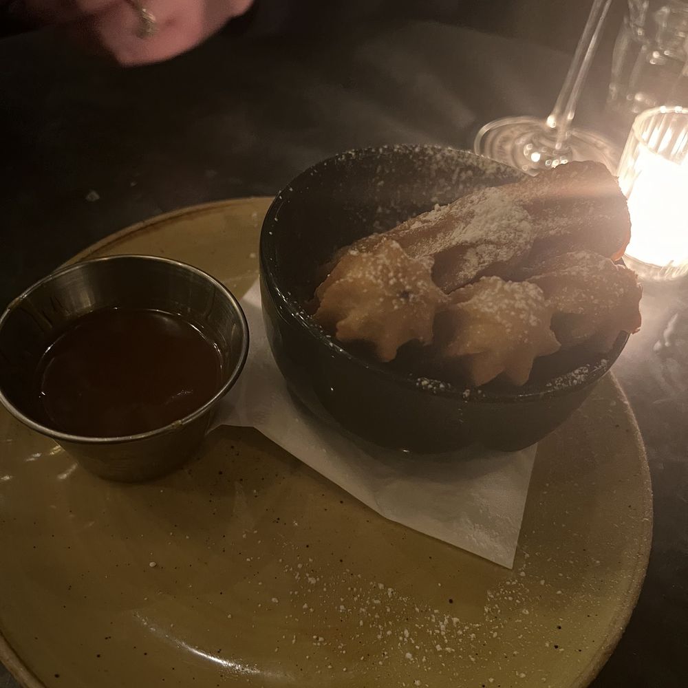 Le Grand Cerf - Churros - Bars Near Me - Paris, 75