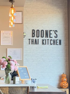 Boone's Thai Kitchen by null