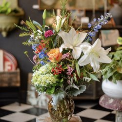 Nieman's Floral & Garden Goods