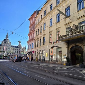 Hotel Erzherzog Johann - In front - Hotels Near Me - Graz, 6