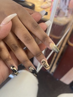 24 7 Nails 2