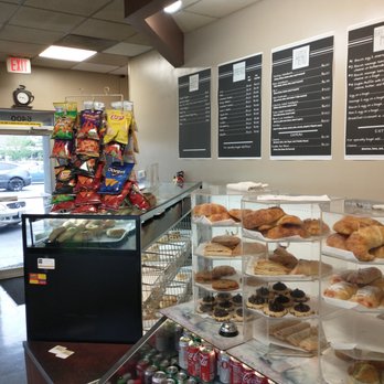 New York Bagel - a display of pastries and pastries - Bagels Near Me - Rohnert Park, California New York Bagel - a display of pastries and pastries - Bagels Near Me - Rohnert Park, California