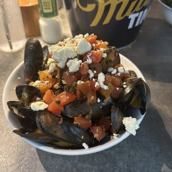 Hog Island Fish Camp - mussels Fish Camp sauce - Seafood Near Me - Dunedin, Florida