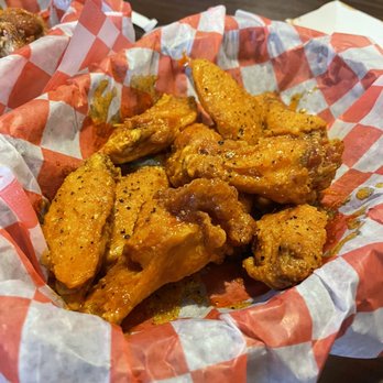 SketchDaddy's Wings n Things - Hot lemon pepper - Sandwiches Near Me - Bradenton, Florida SketchDaddy's Wings n Things - Hot lemon pepper - Sandwiches Near Me - Bradenton, Florida
