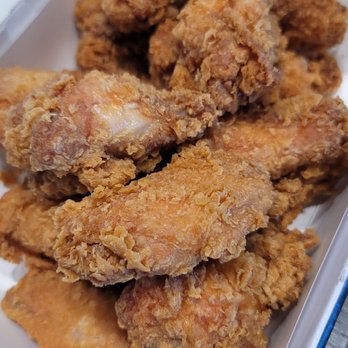 bb.q Chicken Kahala - Golden fried hot wings (full order - 18 pieces) - Chicken Wings Near Me - Honolulu, Hawaii