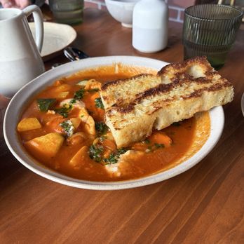 Between Us - Shakshuka was DELICIOUS - Breakfast & Brunch Near Me - San Diego, California