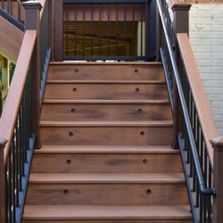 Northern Virginia Deck & Fence - 2 LED riser lights per step, black aluminum handrail, LED post cap lights.