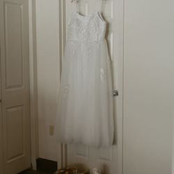 Pins and Needles Alterations & Tailoring