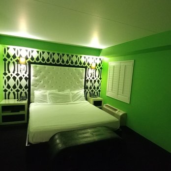 El Cortez Cabana Suites - Cabana Jr. Suite - Hotels Near Me - Las Vegas, Nevada El Cortez Cabana Suites - Cabana Jr. Suite - Hotels Near Me - Las Vegas, Nevada