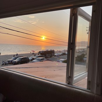 The Sunset Restaurant - New American Near Me - Malibu, California The Sunset Restaurant - New American Near Me - Malibu, California