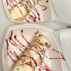 Seven Brothers Pizzeria - Canolis