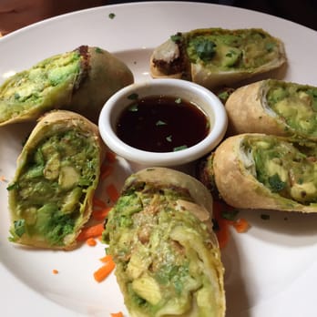 BJ's Restaurant & Brewhouse - Avocado egg rolls - Pizza Near Me - Brea, California