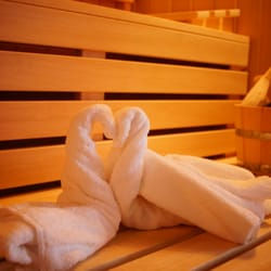 1850 Urban Spa - Renuevate en la sauna.