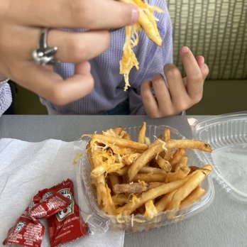 Carl's Jr - Fast Food Near Me - Carolina, Puerto Rico