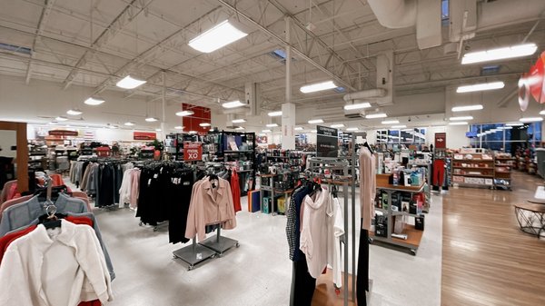TJ MAXX - Updated June 2025 - 62 Photos & 65 Reviews - 11530 4th St ...