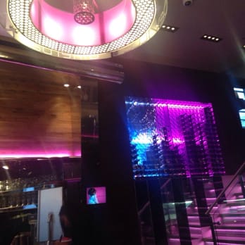 Deville Dinerbar - Diners Near Me - Montreal, Quebec Deville Dinerbar - Diners Near Me - Montreal, Quebec