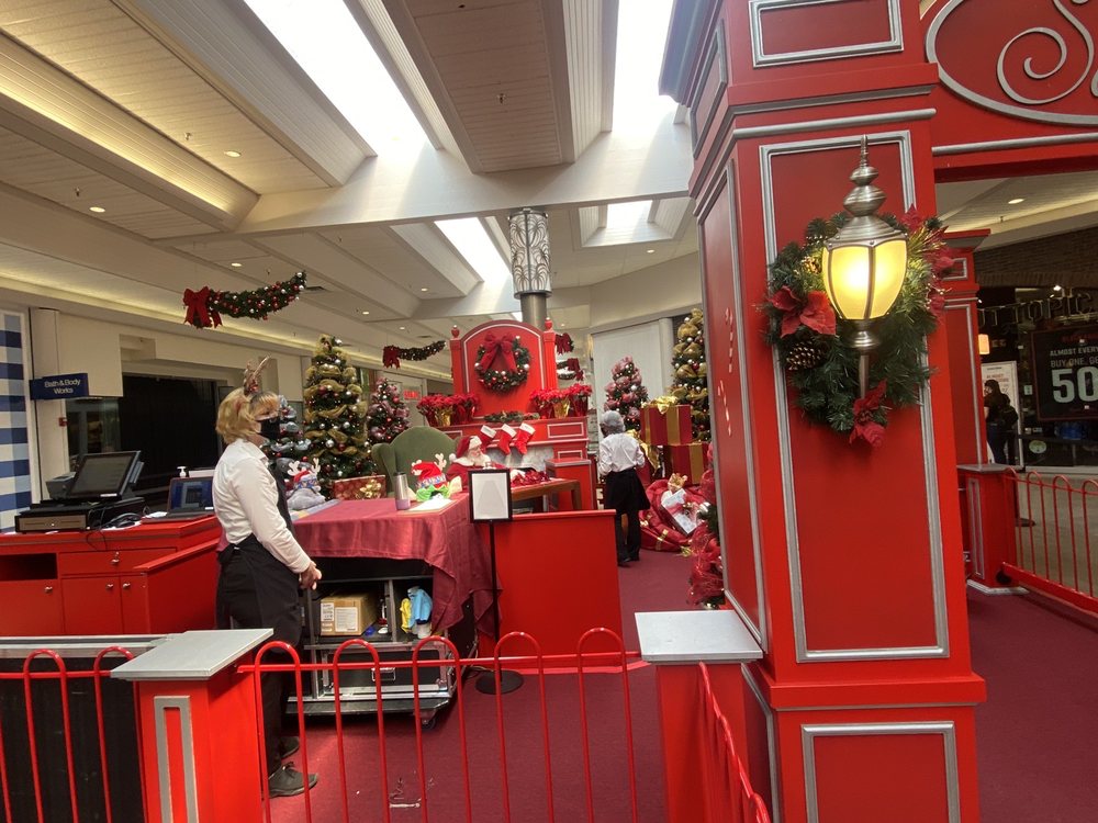 CINNABON Updated September 2024 15 Photos 111 E Puainako St, Hilo