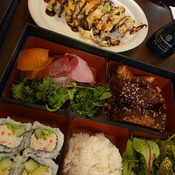 Yanagi Sushi - Come here for a good time n good food - Sushi Bars Near Me - Northridge, California Yanagi Sushi - Come here for a good time n good food - Sushi Bars Near Me - Northridge, California