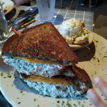 Side Door Cafe - New American Near Me - Gleneden Beach, Oregon