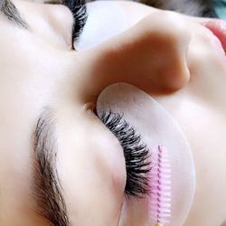 Heather Gordon Spa & Wellness - Classic lashes