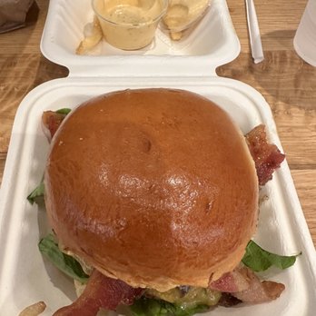 Big Buns - ANNIVERSARY BRGR - Burgers Near Me - Reston, Virginia Big Buns - ANNIVERSARY BRGR - Burgers Near Me - Reston, Virginia