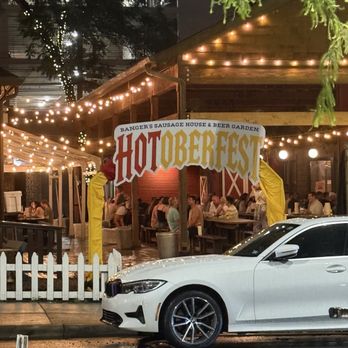 Rainey Street - Local Flavor Near Me
