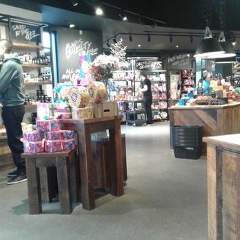 LUSH Fresh Handmade Cosmetics - Cosmetics & Beauty Supply Near Me - Columbus, Ohio LUSH Fresh Handmade Cosmetics - Cosmetics & Beauty Supply Near Me - Columbus, Ohio