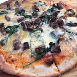 Hole In One Cafe - Special daily pizza: short rib, garlic, spinach, blue cheese.