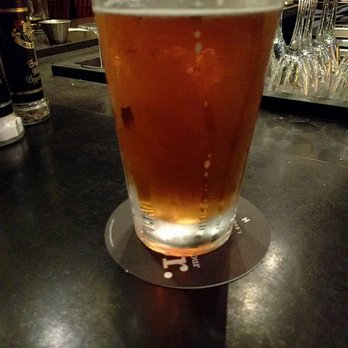 Houlihan's - Fair pours - New American Near Me - Springfield, Missouri