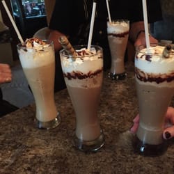 Cafesto Cafe Deli & Bar