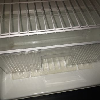 Comfort Inn Norwalk - Sandusky - grody fridge - Hotels Near Me - Norwalk, Ohio