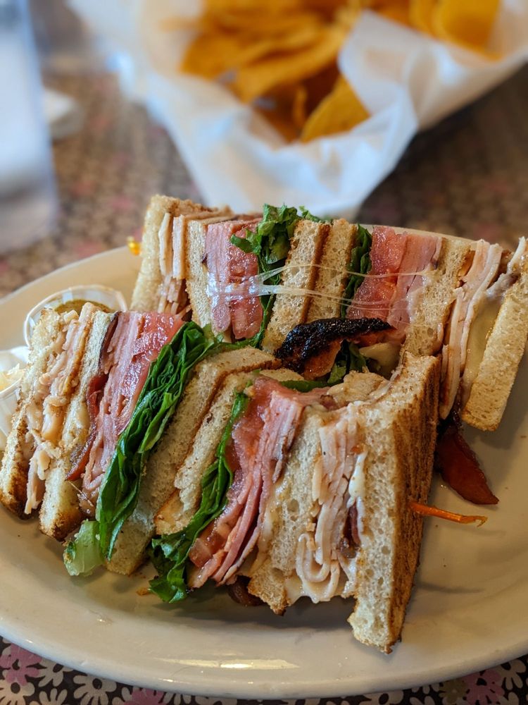Magnolia Cafe South