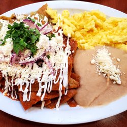Momentos Cafe - Chilaquiles Divorciados
