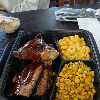 Tommy's BBQ - 2 Meat Plate with 2 Sides - Barbeque Near Me - Hercules, California