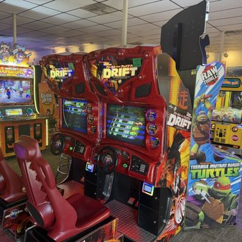 Diversions Game Room - Arcades Near Me - San Antonio, Texas