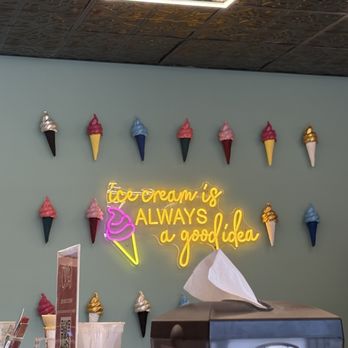 Coyle's Homemade - Ice Cream & Frozen Yogurt Near Me - Lindenhurst, New York