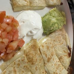 Las Fuentes - Cheese Quesadillas (Full)