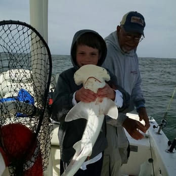 Bayrunner Fishing Charters - Hoss and the bonnethead shark - Fishing Near Me - Hilton Head Island, South Carolina Bayrunner Fishing Charters - Hoss and the bonnethead shark - Fishing Near Me - Hilton Head Island, South Carolina