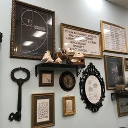 Themed decor
