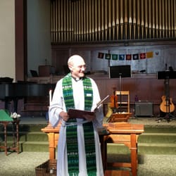 Grace North Church - Pastor John giving an amazing sermon.