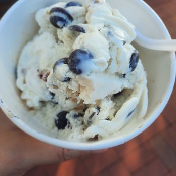 Cuso's Creamery - Coconut rum, chocolate, and walnuts. Not a fan of these chocolate chips. - Ice Cream & Frozen Yogurt Near Me - Santa Barbara, California