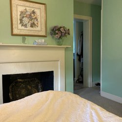 Carlisle House Bed & Breakfast Hotel - Bedroom