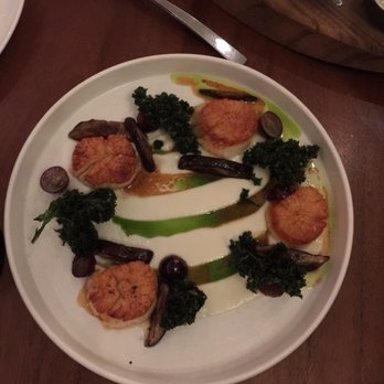 Senia - Maine sea scallops - Cocktail Bars Near Me - Honolulu, Hawaii Senia - Maine sea scallops - Cocktail Bars Near Me - Honolulu, Hawaii