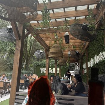 Toast on Lenox - Cabana outside area - Breakfast & Brunch Near Me - Atlanta, Georgia Toast on Lenox - Cabana outside area - Breakfast & Brunch Near Me - Atlanta, Georgia