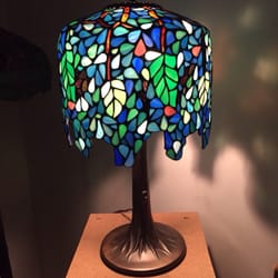 Stained Glass Gallery - The wisteria stile lamp shade