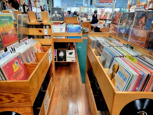 Walden Pond Books by null
