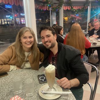 Sugar Bowl - Sima and Andreas with Coffee Cafe! - Ice Cream & Frozen Yogurt Near Me - Scottsdale, Arizona Sugar Bowl - Sima and Andreas with Coffee Cafe! - Ice Cream & Frozen Yogurt Near Me - Scottsdale, Arizona