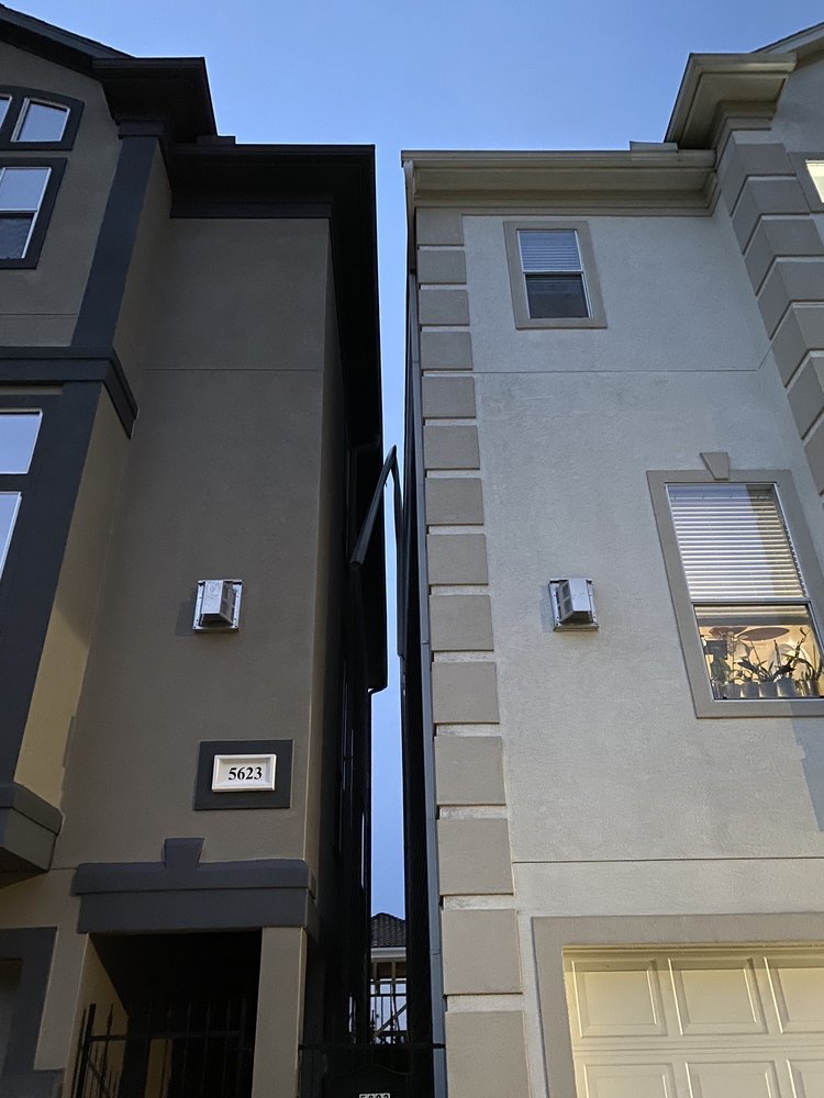 Slide of Integris Roofing