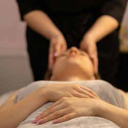 Meridian Flow Massage & Head SPA